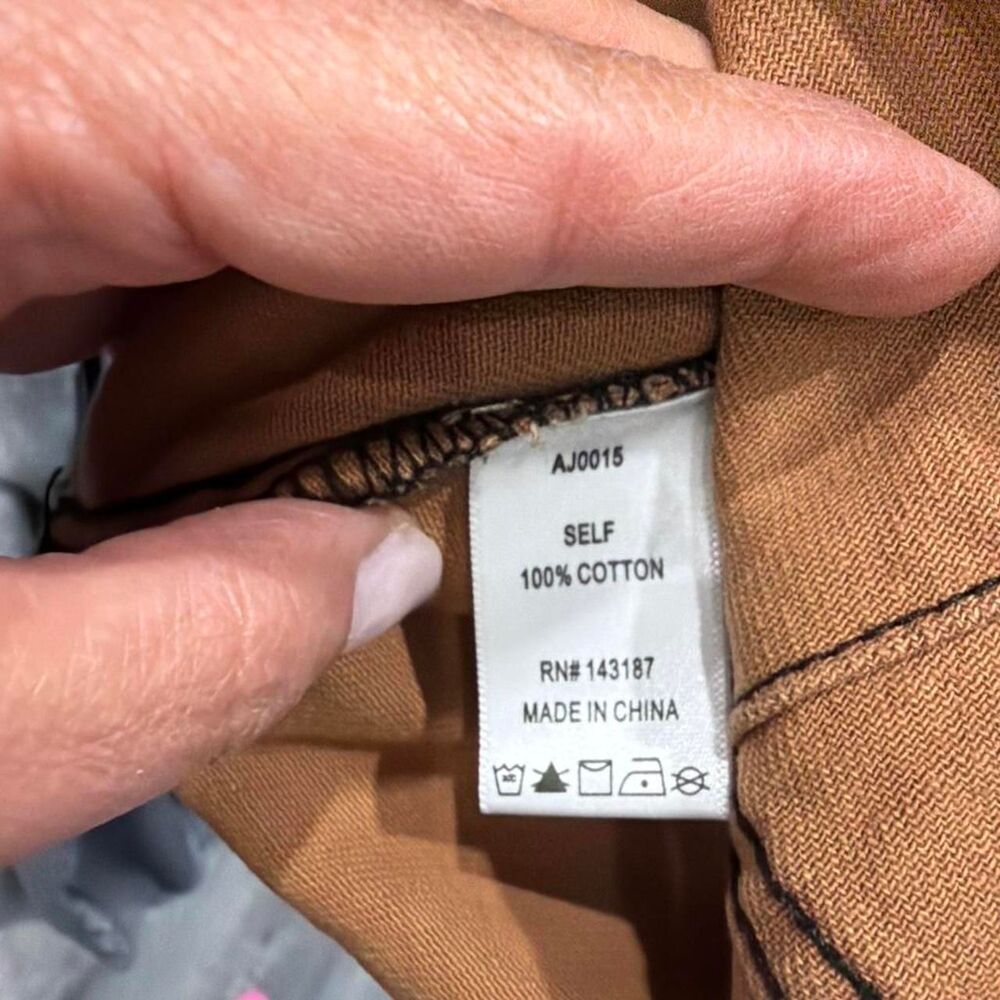 Women's Jacket - Picture 4 of 6